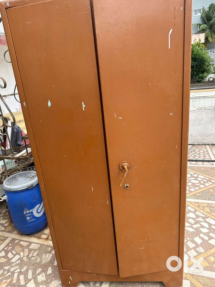Wardrobe steel