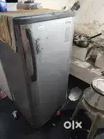 SAMSUNG FRIDGE