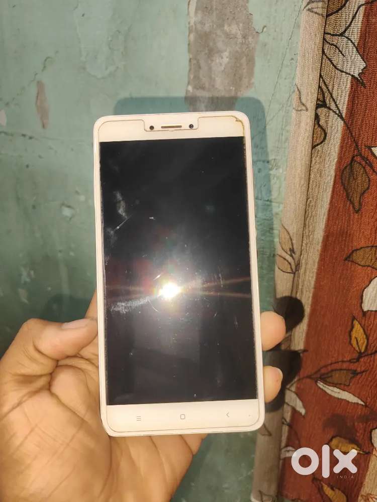 MI NOTE 4 64 gb storage and 4 gb RAM