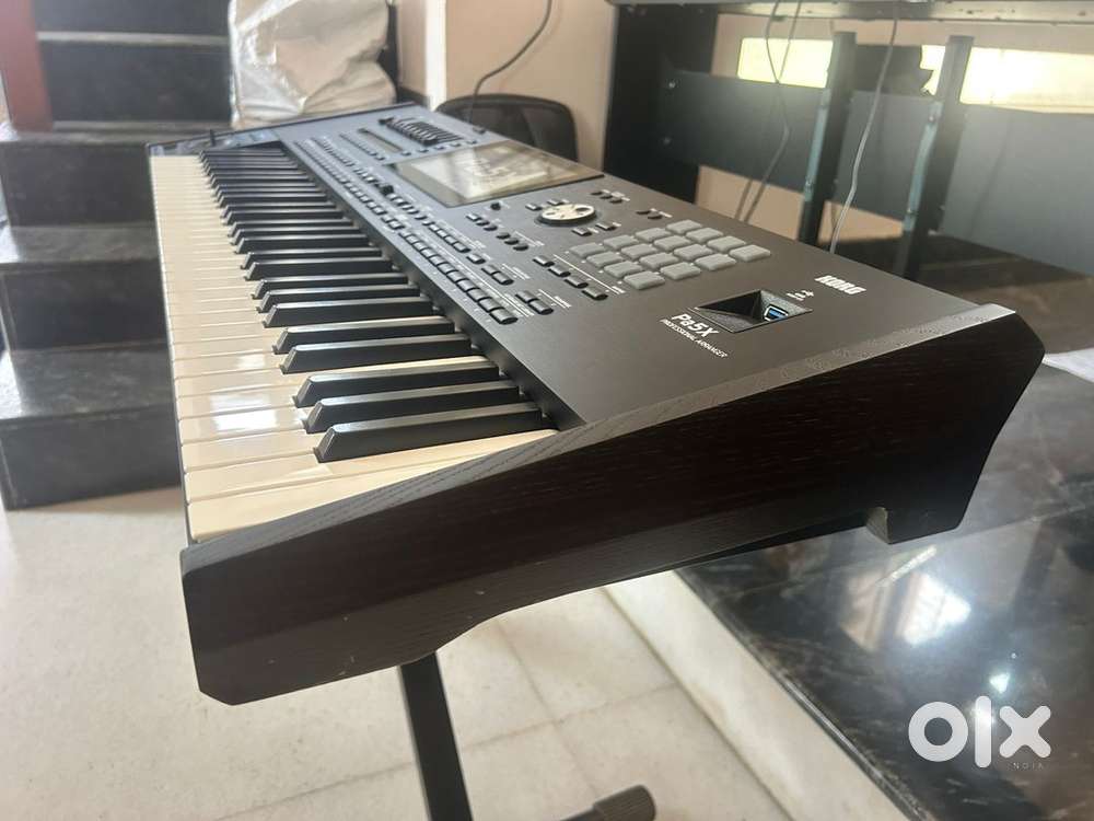 New Korg Pa5X keyboard for sale
