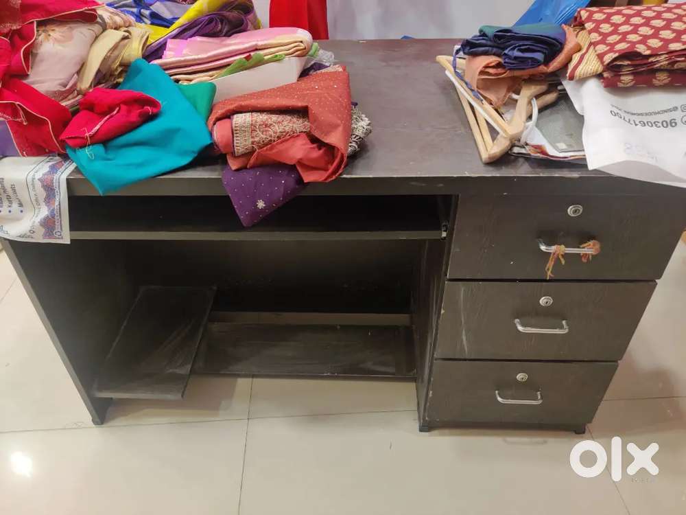 Office Table for Sale excellent condition