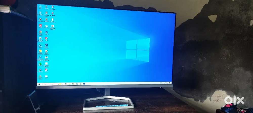 Hp led ips panal 27in ( warranty abi baki hai with bill hai)