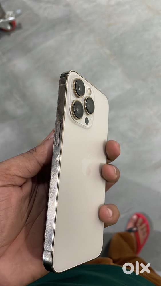 Iphone 13 pro good condition display chng only