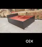 Single bed with box 6/4