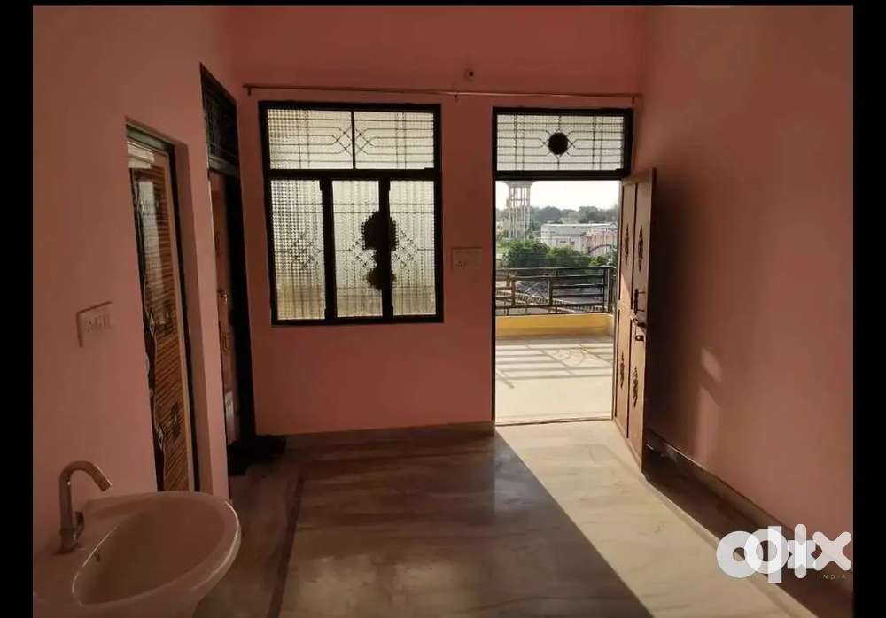 2BHK flat for rent (फ्लैट किराये के लिए उपालब्ध है)