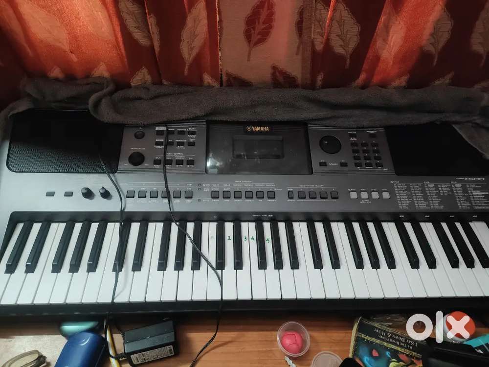 Yamaha psr-I500