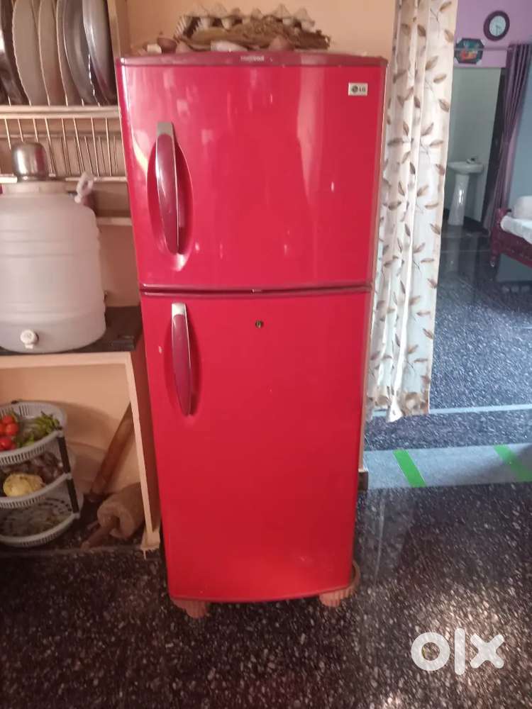 LG fridge with good condition