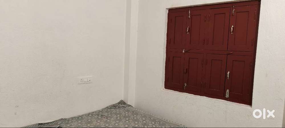 1 room for sharing with girls only.