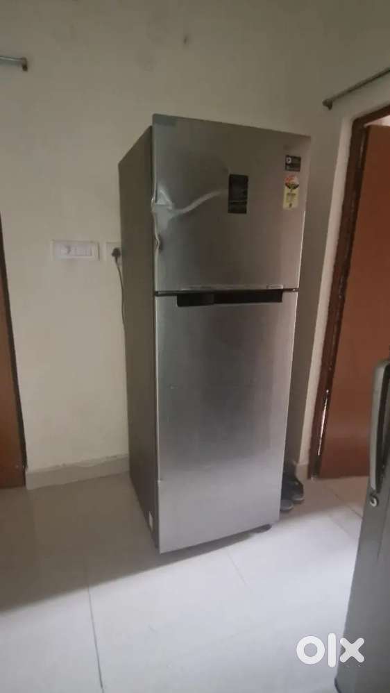 Double door fridge