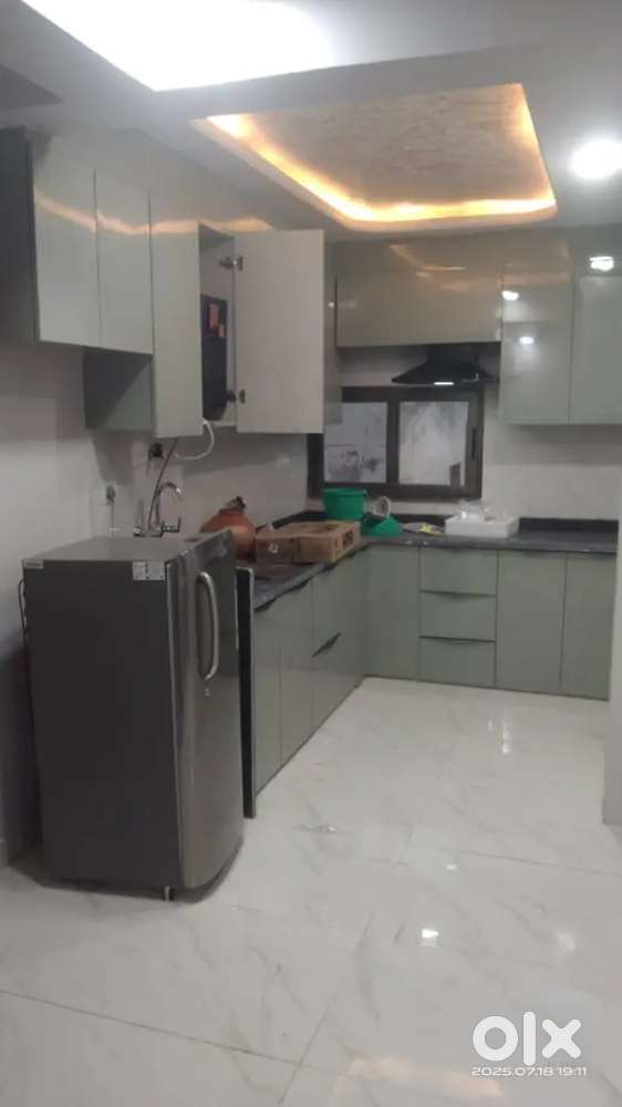 3 bhk beautiful flat fully furnished fully independent