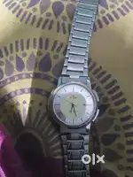 Titan watch 1000 rupees me