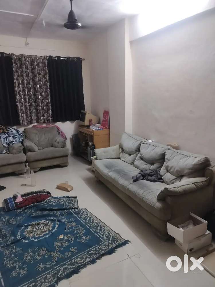 Main road 2 mins walking distance 1 bhk for sale everything nearby ...