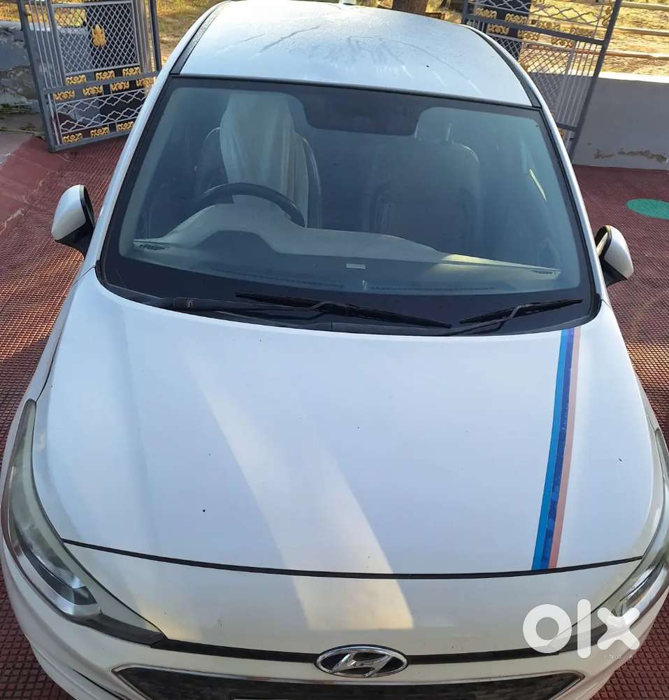 i20 Asta 1.4 crdi 
diesel 
model 2015
Km,86000
Push button start