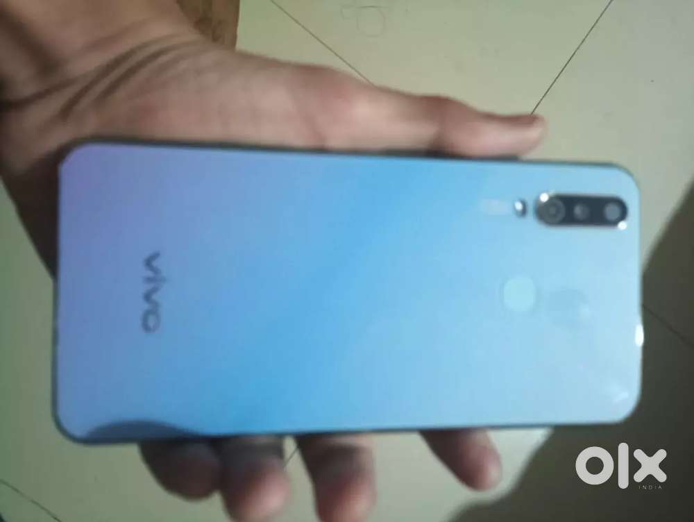 Very good condition new mobile vivo y17