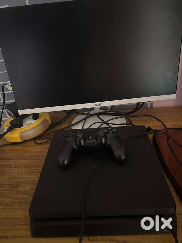 Ps4 with  acer monitor