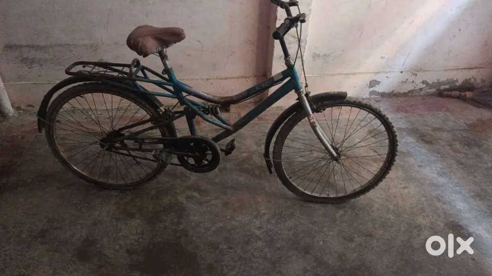 Old cycle hai best chal Rahi hai