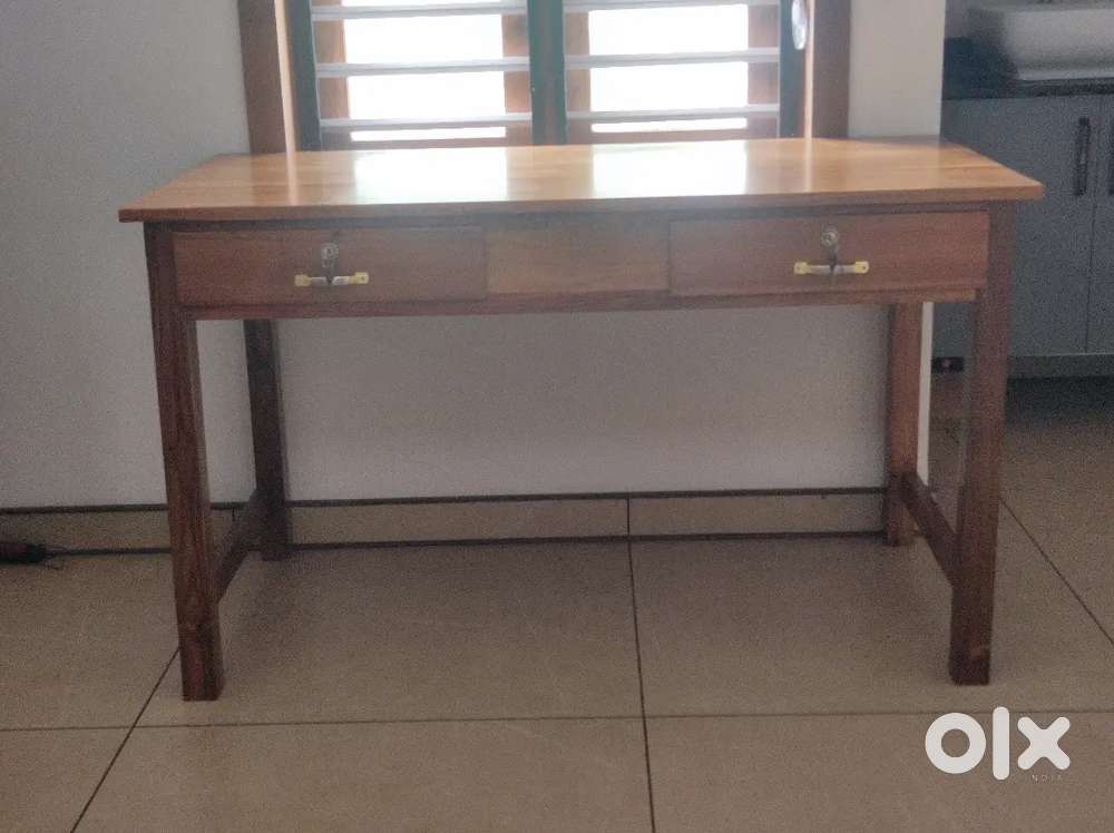 Full wooden table