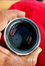 Carl zeiss 85mm 1.4 planar canon ef and sony e mount