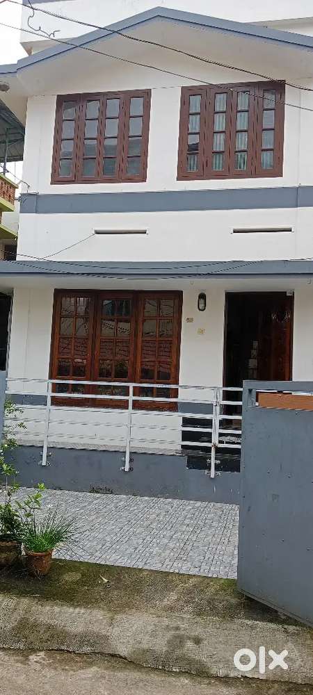 2BHK HOUSE FOR RENT