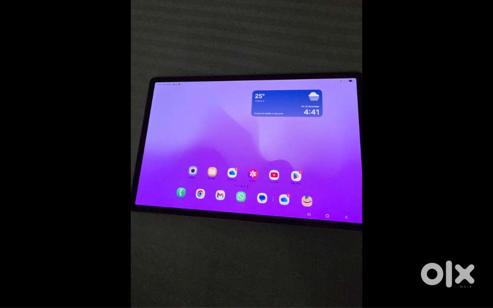 Tab S10 5g with pen and keyboard