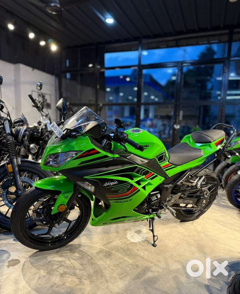 Kawasaki Ninja 300