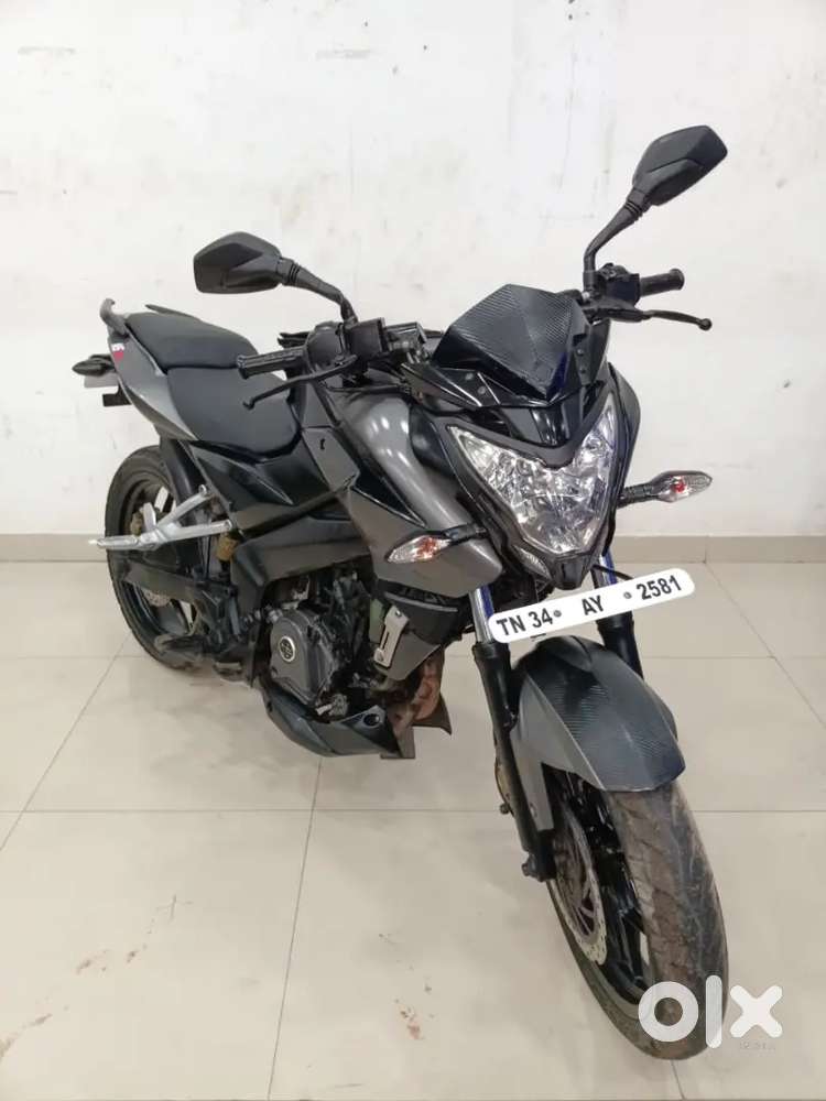 BAJAJ NS200 GREY 2019 MODEL