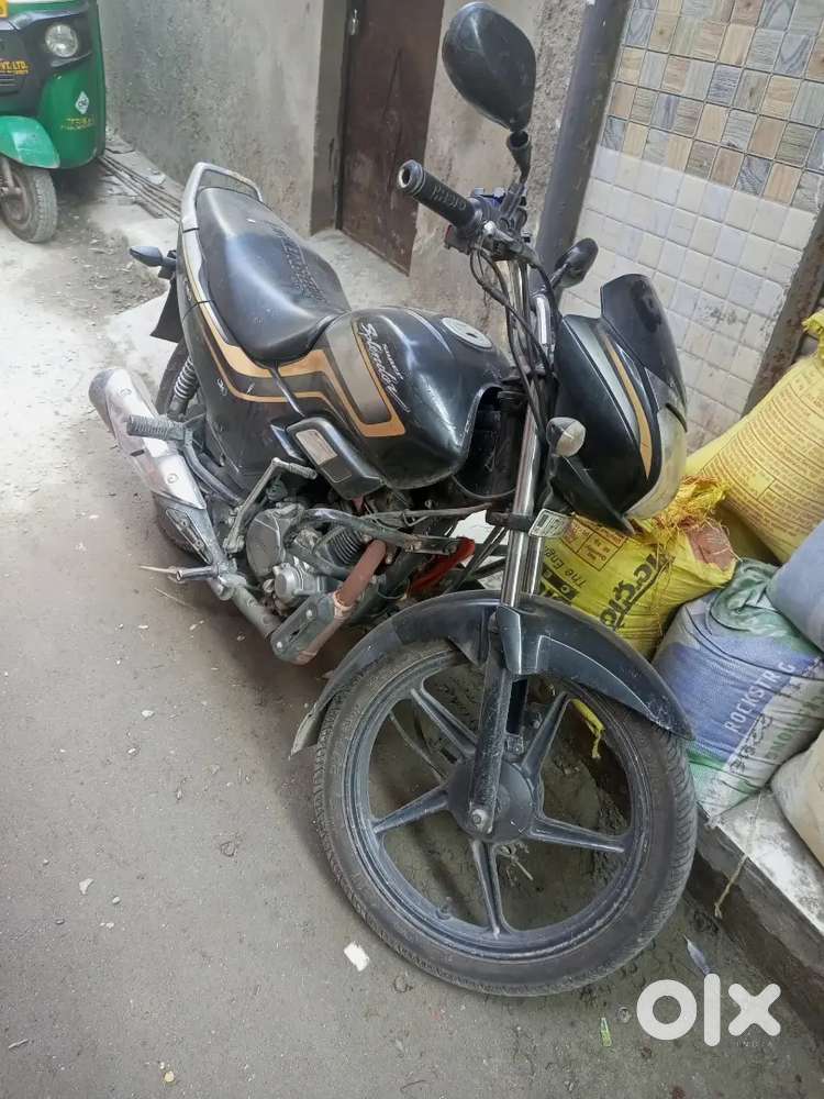 अच्छी कंडीशन बाइक