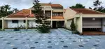 River front 65 cent,4 bhk, 9 years old house for sale in Nedumbasery