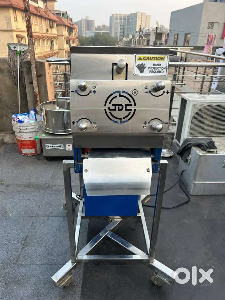 ROTI MEKAR MACHINE