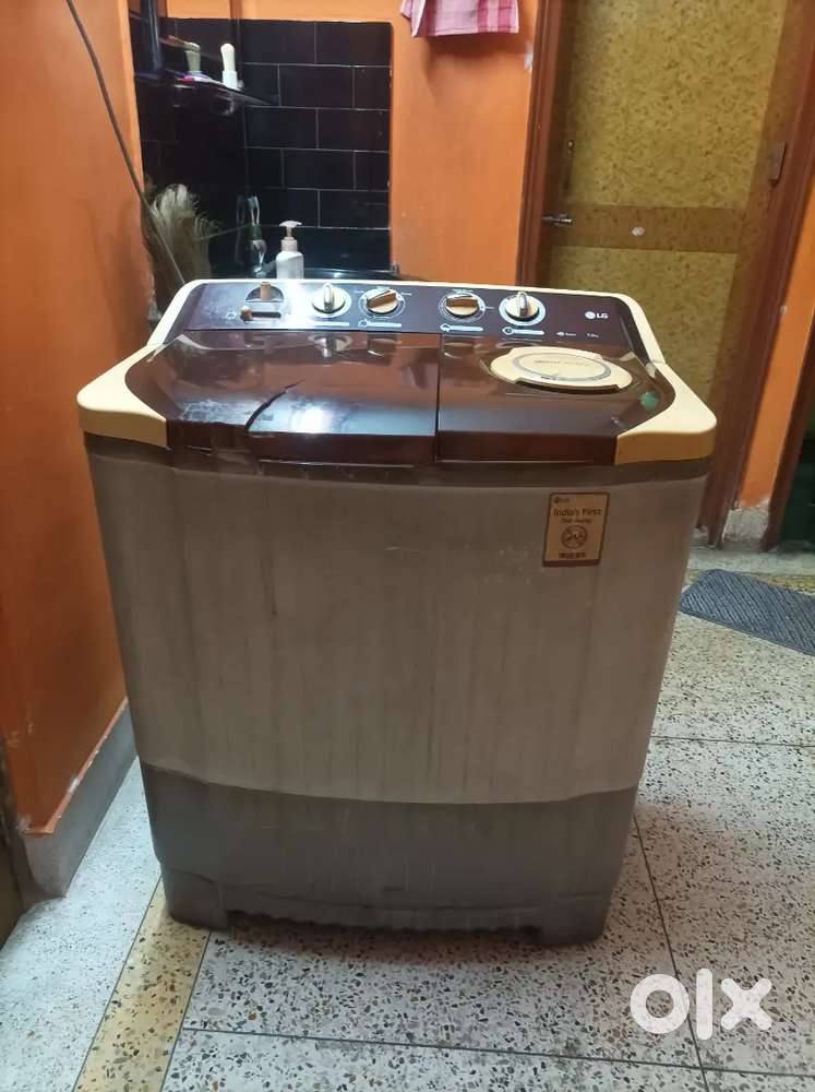 Sell LG semi automatic washing machine