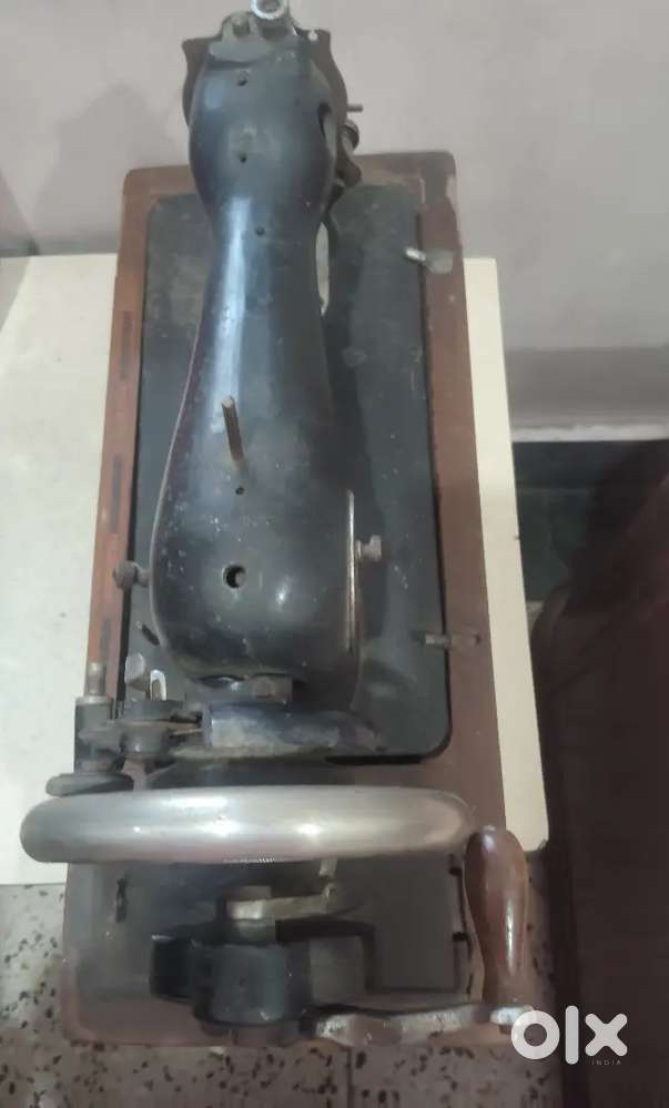 Selling sewing machine