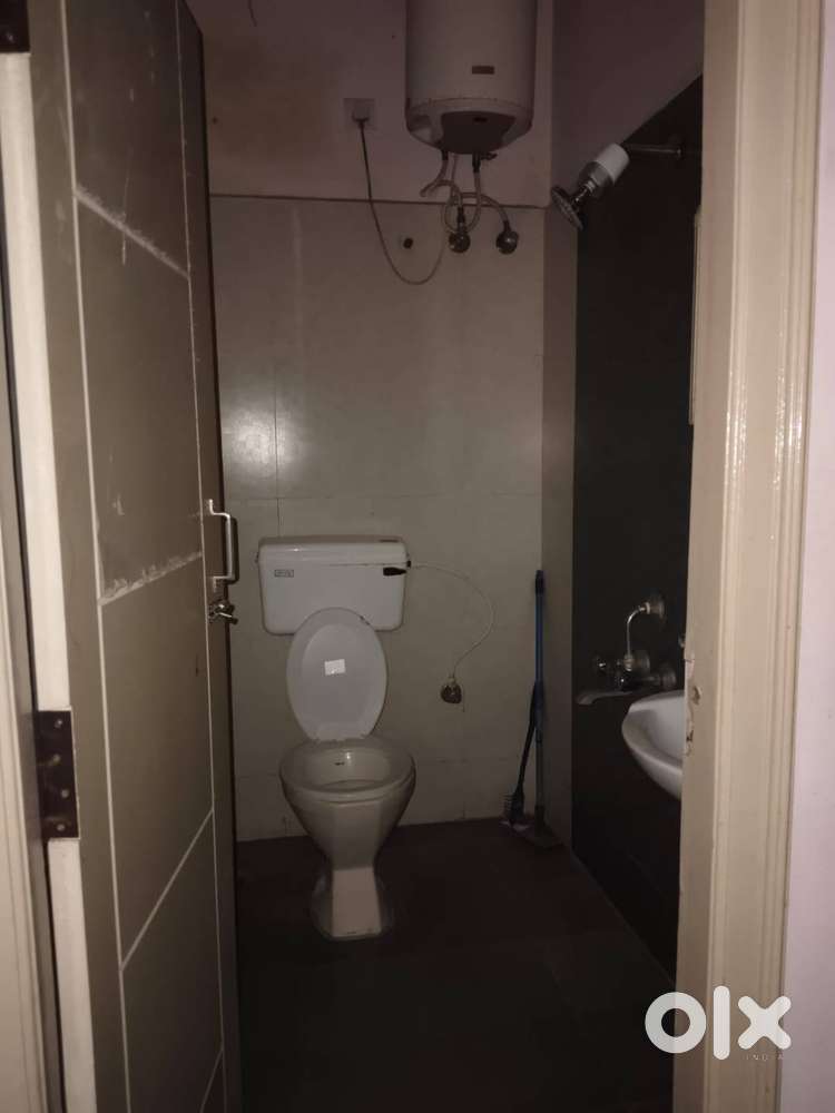 2 bhk flate for lease in arkere