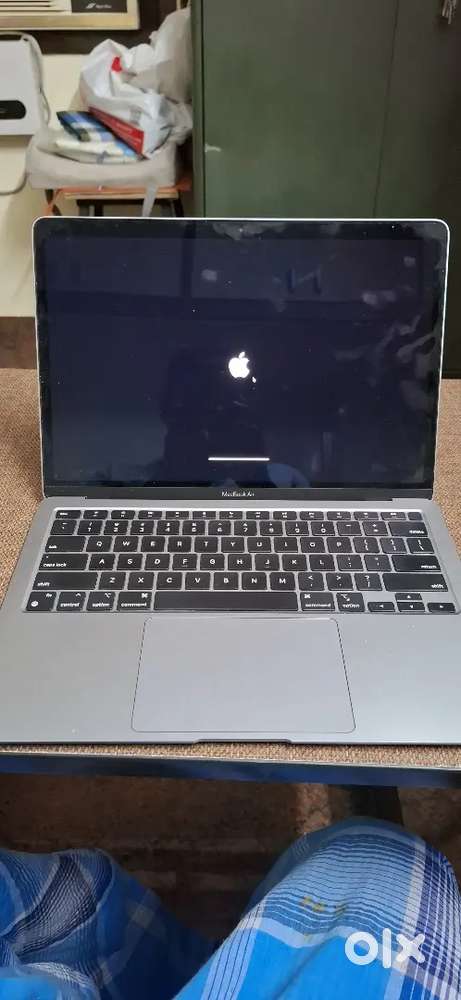 Apple Mac Book Air 13/M-1