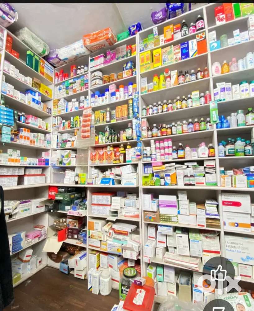 Staff wanted for medical store pattom
