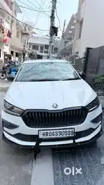 Skoda Slavia Style 1.5 TSI DSG Dual Tone, 2023, Petrol