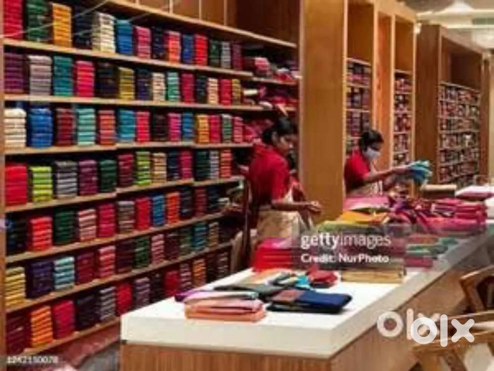 REQUIREMENT IN SAREE SHOWROOM IN LUCKNOW AREA !!