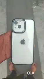 iPhone 13 white 128 87 btry hlth realme 5 pro 6 64