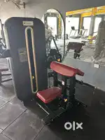 COMMERCIAL GYM EQUIPMENT