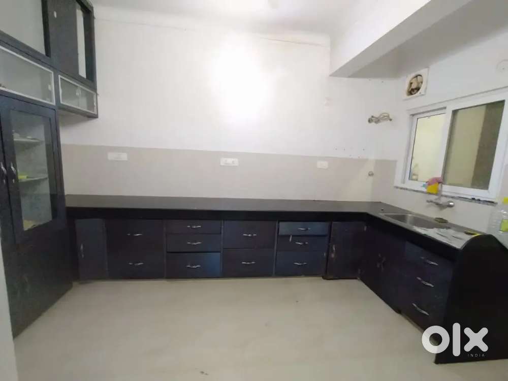 2 Bhk Flat for Rent in Hitawala apartment near R K Circle, Udaipur