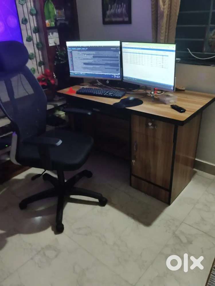 Selling Computer / Office Table and Super Office Chair