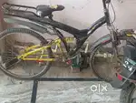 Mujhe jarurat hai isliye bechni hai