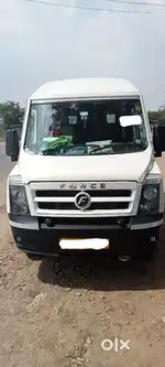 Tempo traveller 2023
