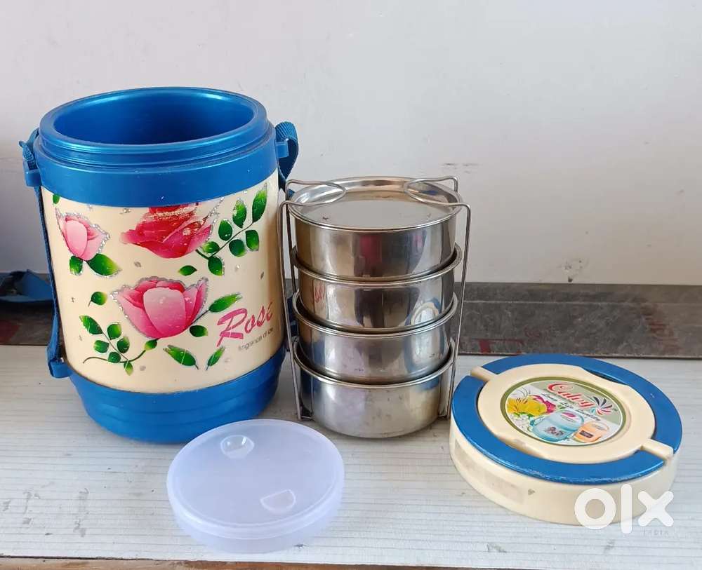 LUNCHBOX WITH 4TIFIN BOX