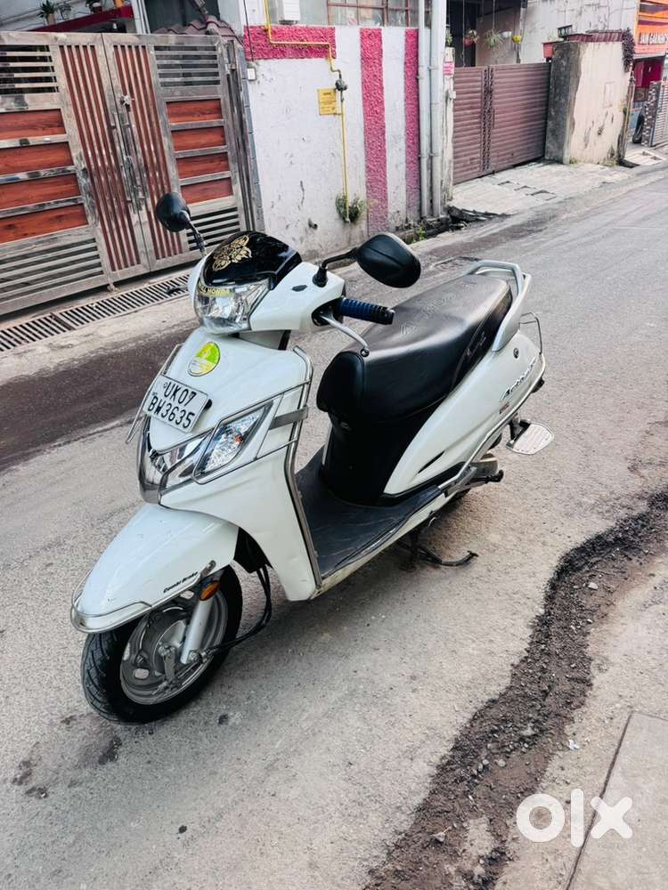 Honda Activa 125 2017 Model km 24000 First Owner 90%
