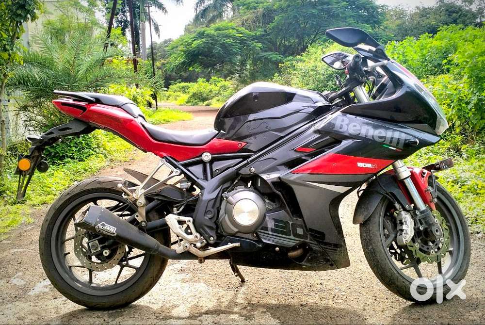 Benelli 302R(with ixil exhaust)