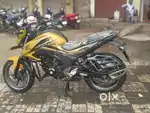 Fully conditioned bike - new tyre, double diak brakes, ABS...