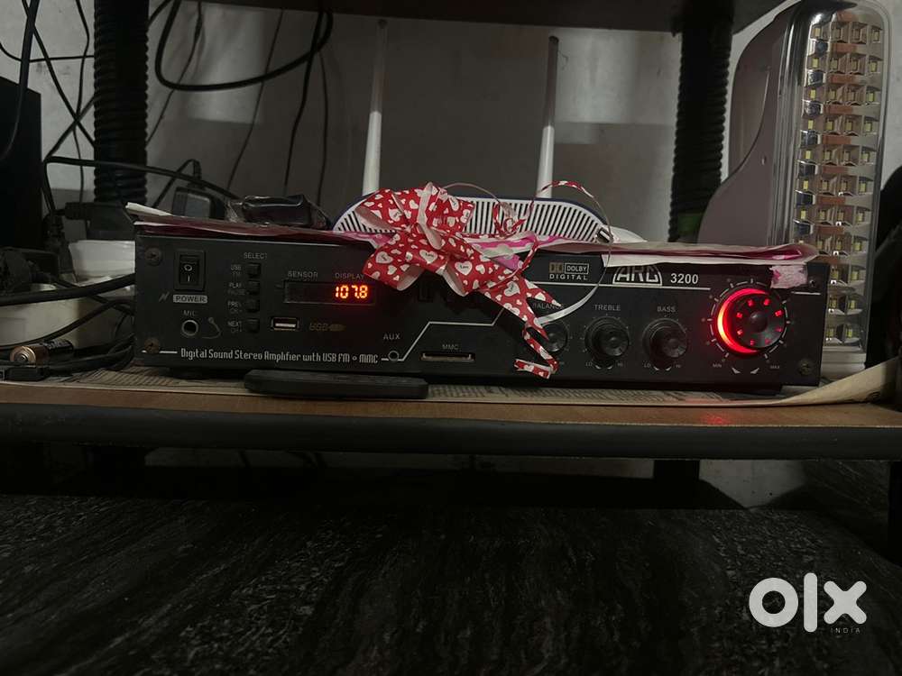 Amplifier+2 boxes for sale