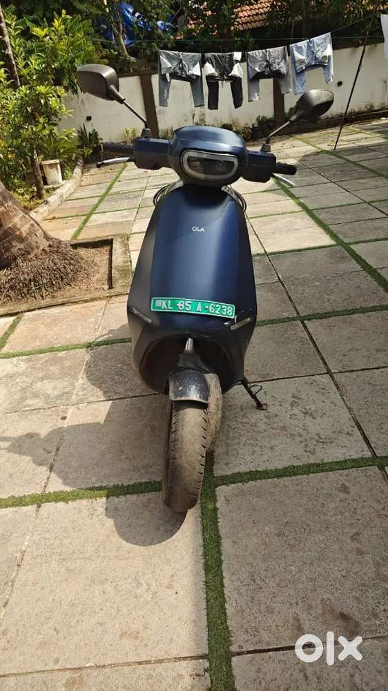 Ola scooter with charger