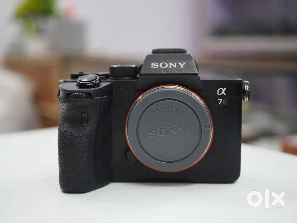 Sony alpha a7Riv 4k 61 megapixel professional camera body