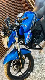 SUZUKI GIXXER 150cc IS IN MINT CONDITION.